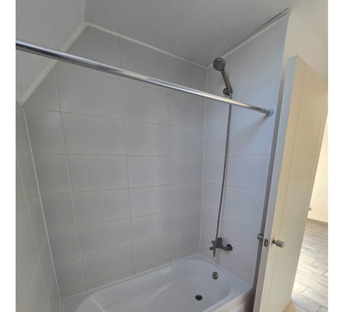 Arrienda Casa 3d; 3b+estaci. 150 M2. Miraflores 632 Peñaflor