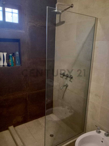 Venta De Casa En Las Heras
