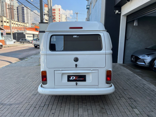 Volkswagen Kombi 1.4 MI STD LOTAÇÃO 8V FLEX 3P MANUAL