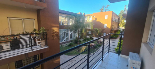 Departamento 2 Dos Ambientes En Moreno Con Cochera!