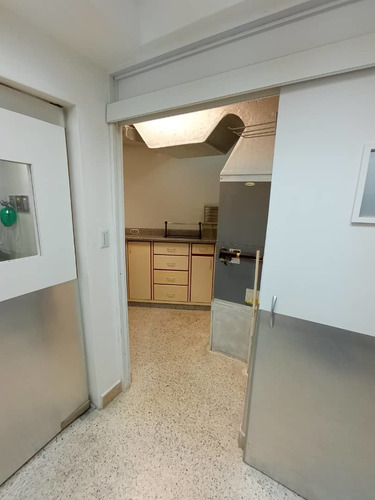 Imagen 4 de 10 de Consultorio Médico En Alquiler Calicanto Maracay Fm*