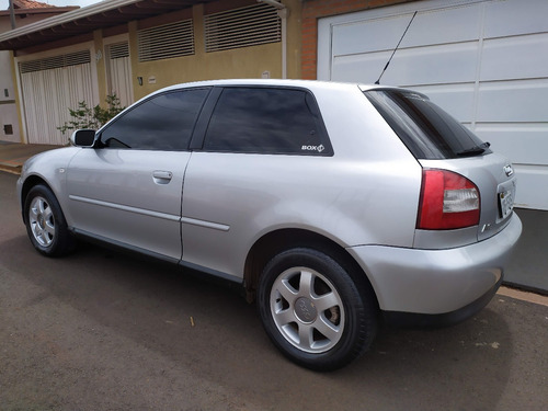 Audi A3, Motor 1.6, Ano 2001 - Aceito Trocas