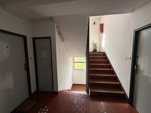 Venta De Departamento 3 Ambientes A Metros Del Centro De Wilde, Excelente Ubicacion.