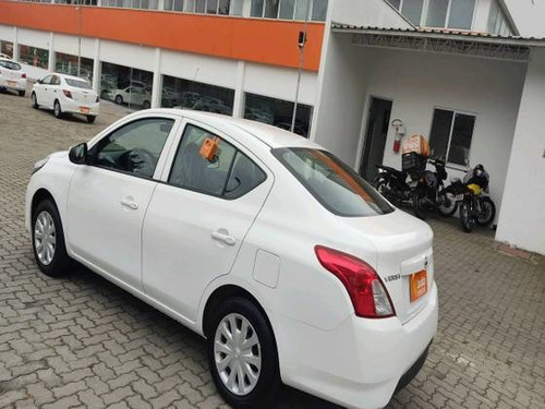 Imagem 6 de 9 de Nissan Versa 1.6 16v Flexstart S 4p Manual