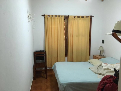 Casa En Venta En Lobos