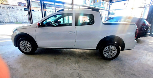 Volkswagen Saveiro 1.6 Robust Cab. Dupla 16v Total Flex 2p