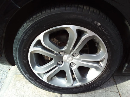 Peugeot 208 Feline 1.6 N 2014