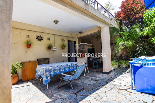 Casa En Venta En Castelar