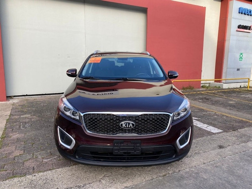 Imagen 13 de 13 de Kia Sorento 2016 4x4 3 Filas Americana