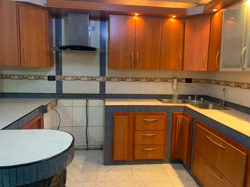 Imagen 6 de 19 de En Venta Casa En Carirubana