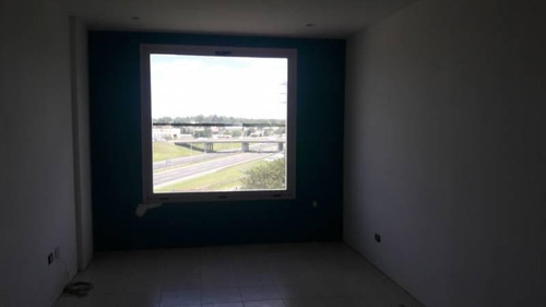 Imagen 5 de 9 de Oficina En Venta En Las Recovas Km 54.5- Pilar, G.b.a. Zona Norte
