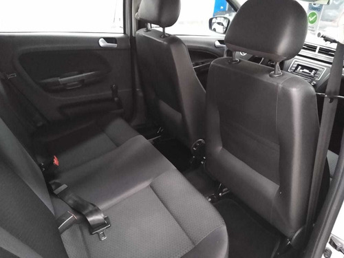 Imagen 8 de 15 de Volkswagen Gol 2018 1.6 Trendline Mt 4 Somos Agencia Credito