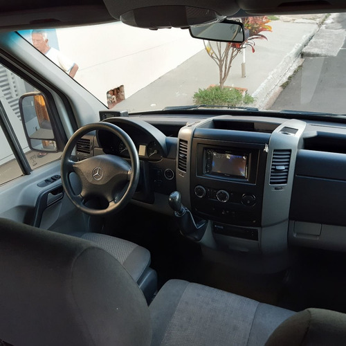 Imagem 2 de 8 de Van Sprinter Cdi 415