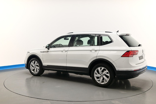 Volkswagen Tiguan 1.4 TFSI LIFE 7 PAX AT