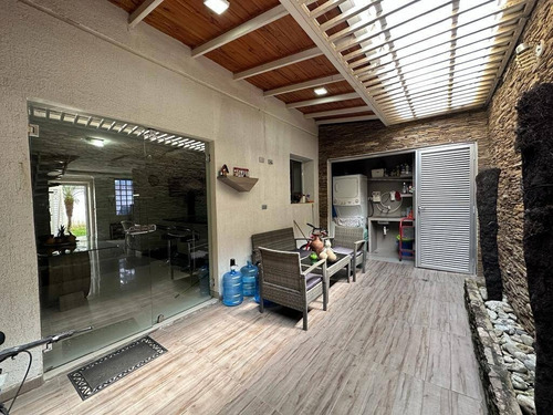 Imagen 11 de 11 de Hilmar Rios C163295 Vende Town House En Manantial Naguanagua Tlf 0414-432-69-46 @hilmaririos.remax.al
