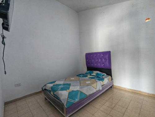 Casa En La Urb La Esmeralda San Diego - Rc