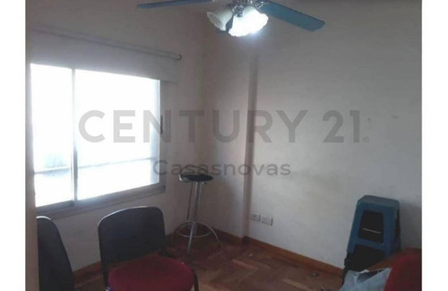 Imagen 3 de 13 de Venta Depto 2 Amb Balcón Al Frente B.norte Sobre Av. Córdoba