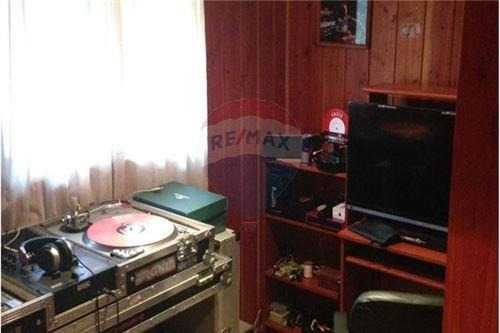 Imagen 26 de 30 de Remax Vende Casa Y Galpón Muy Céntrico En Pucón.