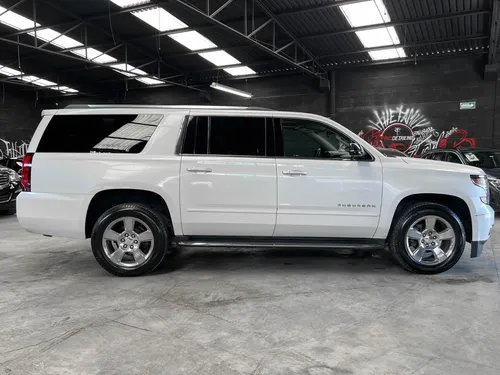 Chevrolet Suburban 5.4 Premier Piel 4x4 At