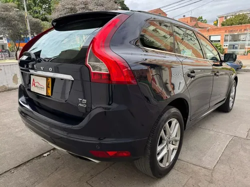 Volvo XC60 2.0 T5 Awd Summum