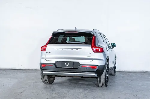 2019 Volvo Xc40 Momentum T4