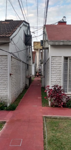 Permuta - Departamento Tipo Casa De 2 Ambientes - Ramos Mejia