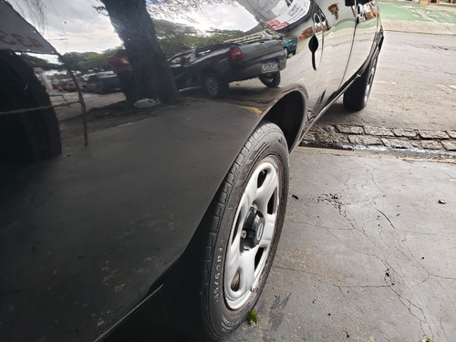 Imagem 10 de 15 de Ford Courier 2009 1.6 L Flex 2p 103.1 Hp