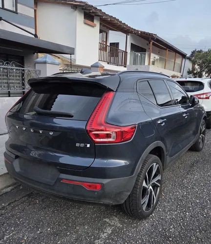 Volvo XC40 2.0 B5 Mild Hybrid