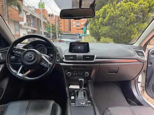 Mazda 3 2.0 Grand Touring At