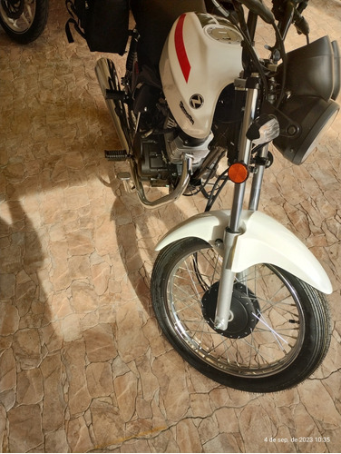 Imagen 17 de 21 de Zanella Rx 150 Z7 Pocos Kms Leer Con Porta Alforjas Y Alforj