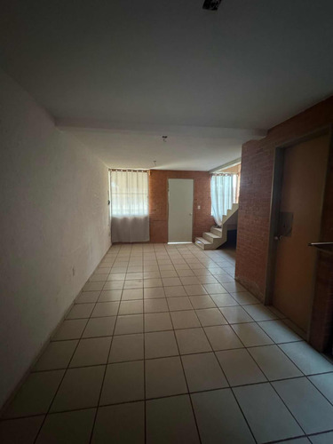 Se Vende Casa En Arboledas Cd Bajío