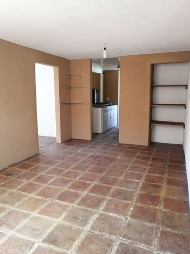 Imagen 1 de 8 de Casa De 4 Hab. A Unas Cuadras Del Tec De Monterrey