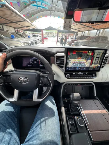 Toyota Sequoia 3.5 V6 Capstone