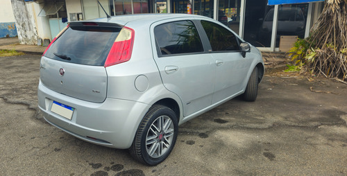Fiat Punto 1.6 16v Essence Flex 5p
