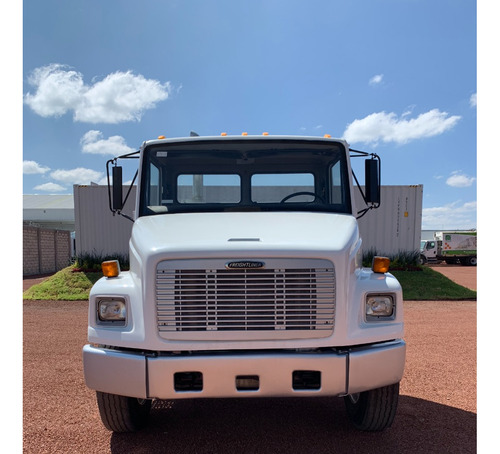 Freightliner Fl70 Modelo 2004 Chasis Cabina Rabón