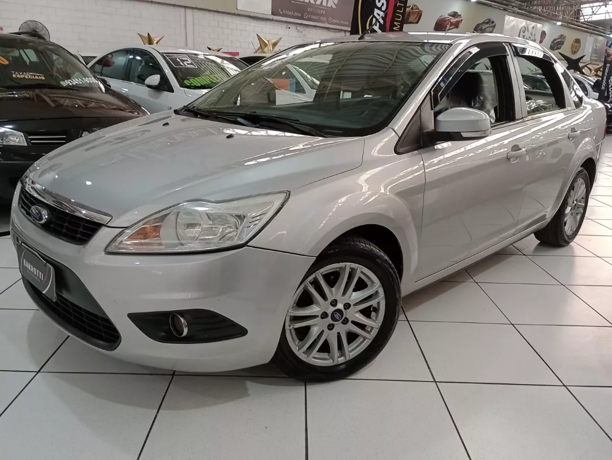 Ford Focus Sedan 1.6 Gl Flex 4p