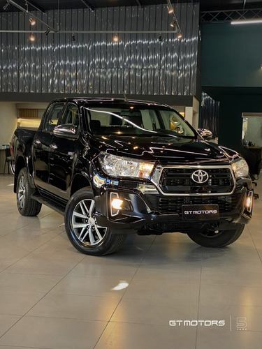 Toyota Hilux 2.7 Srv Cab. Dupla 4x2 Flex Aut. 4p
