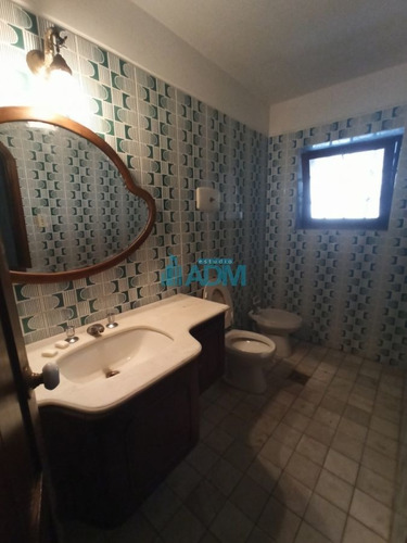 Imagen 13 de 26 de Casa En Excelente Ubicación En Lugano