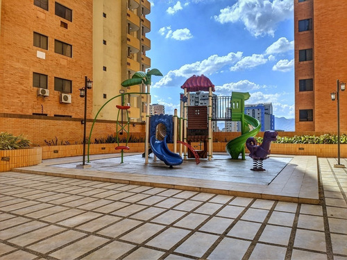 M.carpio Vende Apartamento A Estrenar En Una De Las Mejores Zonas De Valencia, La Trigaleña