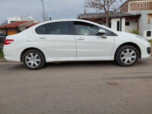 Imagen 4 de 11 de Peugeot 408