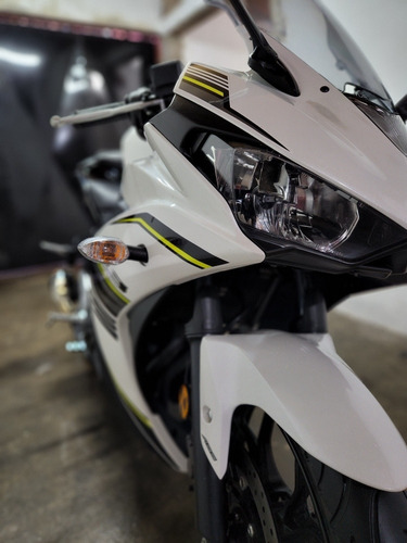 Imagen 3 de 15 de Yamaha Yzf R3