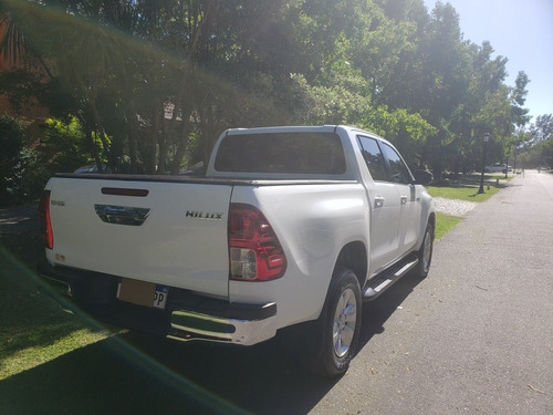 Toyota Hilux 2.4 Cd Sr 150cv 4x2 2019