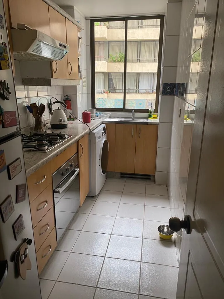 Imagen 3 de 5 de Metro Monselor Eyzaguirre, Cocina Cerrada,, Estacionamiento