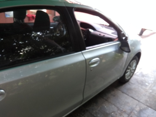 Toyota Etios Chocado Etios Xls 1.5 Xls 1.5