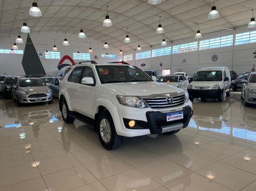 Toyota Sw4 2013 2.7 Srv Cuero Vvti 4x2 4at 5 Asientos