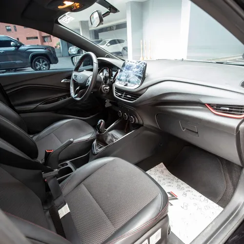 Chevrolet Onix turbo rs 1.0