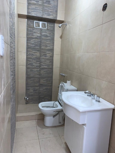 Imagen 7 de 14 de Departamento Tipo Casa En Venta En Bernal Oeste