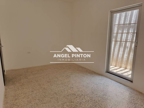 Casa Comercial Alquiler Las Mercedes Maracaibo Api 7191