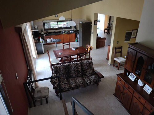 Casa En Venta En Playas De Oro Villa Carlos Paz , Escritura , Apto Crédito Hipotecario