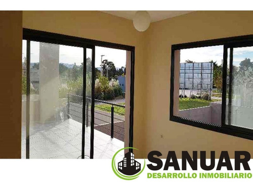 Imagen 1 de 13 de Vendo Casa 3 Dormitorios En B° Comarca De Allende